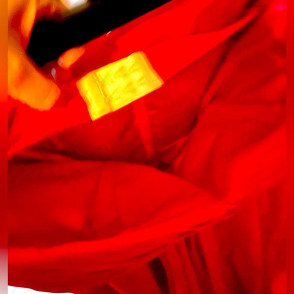 Beautiful Red Dress! Ladies Size Small - Picture 8 of 10